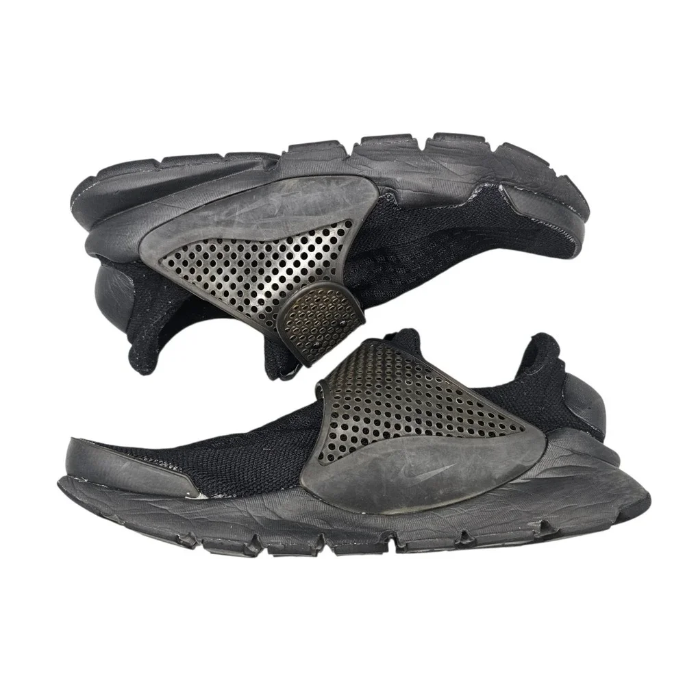 Nike Women's Size 8 US VGC Sock Dart SE Triple Black Sneakers Shoes 862412-004